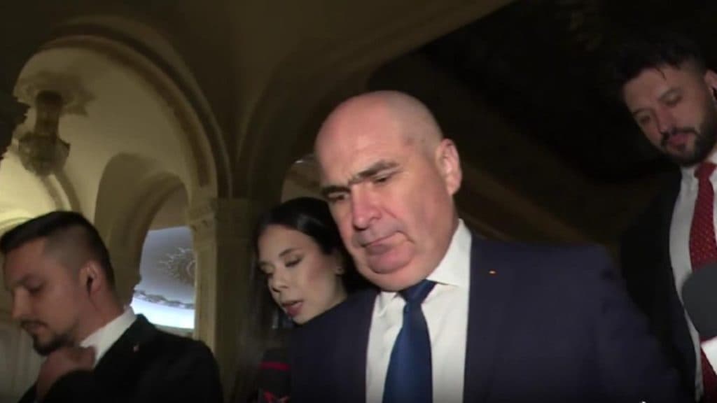 Fostul lider al serviciilor secrete a explodat: „Bolojan e asemenea unei legume!”