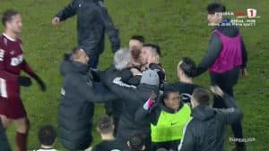 Scandal pe teren: Cristiano Bergodi, dat afară după un conflict cu un jucător în derby-ul CFR Cluj – U Cluj