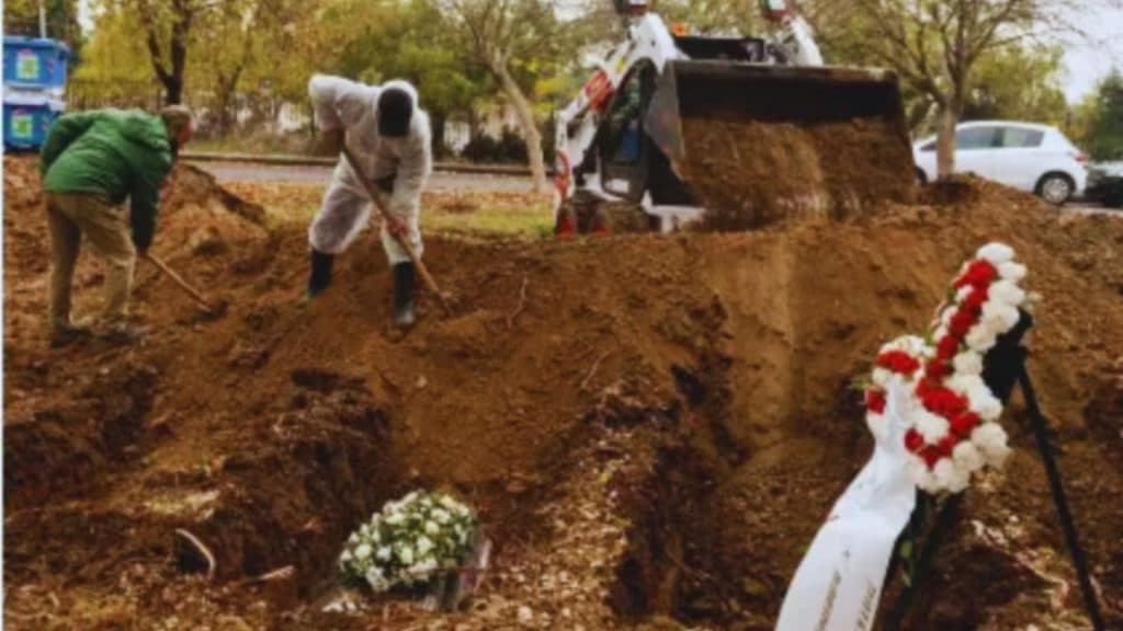 Grecia va repatria aproximativ 150 de victime ale COVID-19, corpurile rămânând intacte după cinci ani