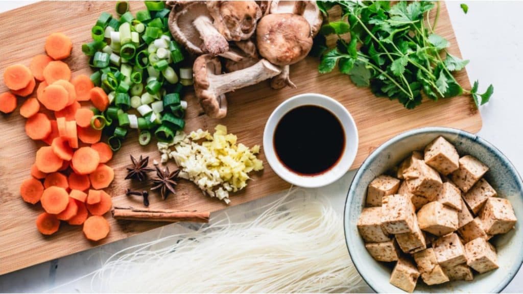 Capcanele alimentare din Postul Paștelui: Ghid pentru o alimentație echilibrată