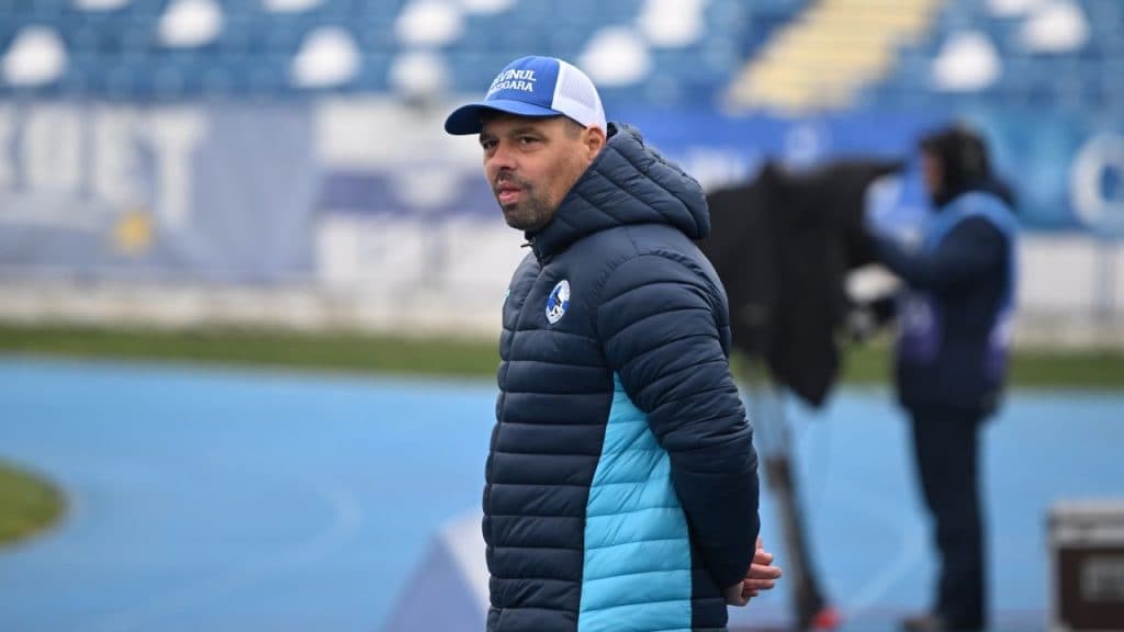Florin Maxim, forța invincibilă a echipei Corvinul: “Nu avem salarii mari, dar băieții sunt motivați să se depășească!” Păreri despre noul stadion