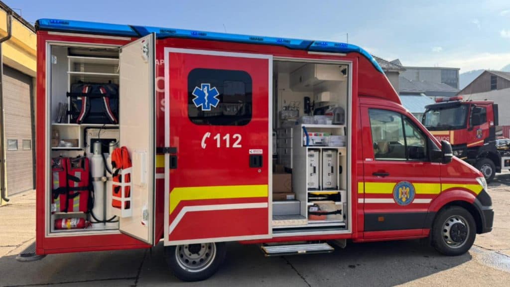 Investiție locală în Neamț: Ambulanțe achiziționate, dar necorespunzătoare pentru rampele spitalelor