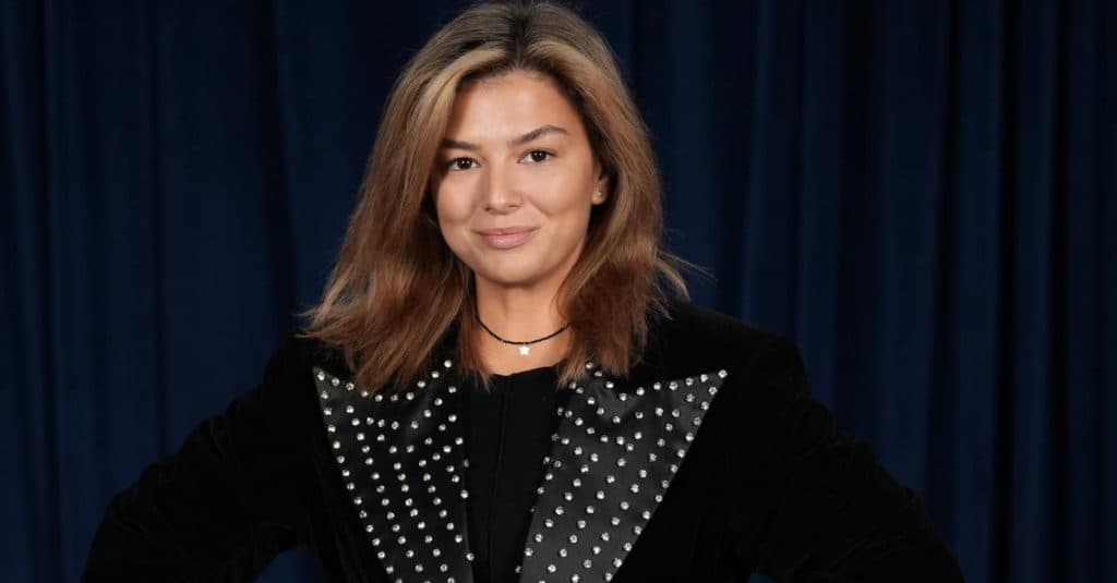 Maria Popovici își exprimă clar opinia despre tradiția cadourilor de 8 Martie. Mesajul comediantei pentru bărbați: „Fiți cu băgare de seamă, dragi domni!”