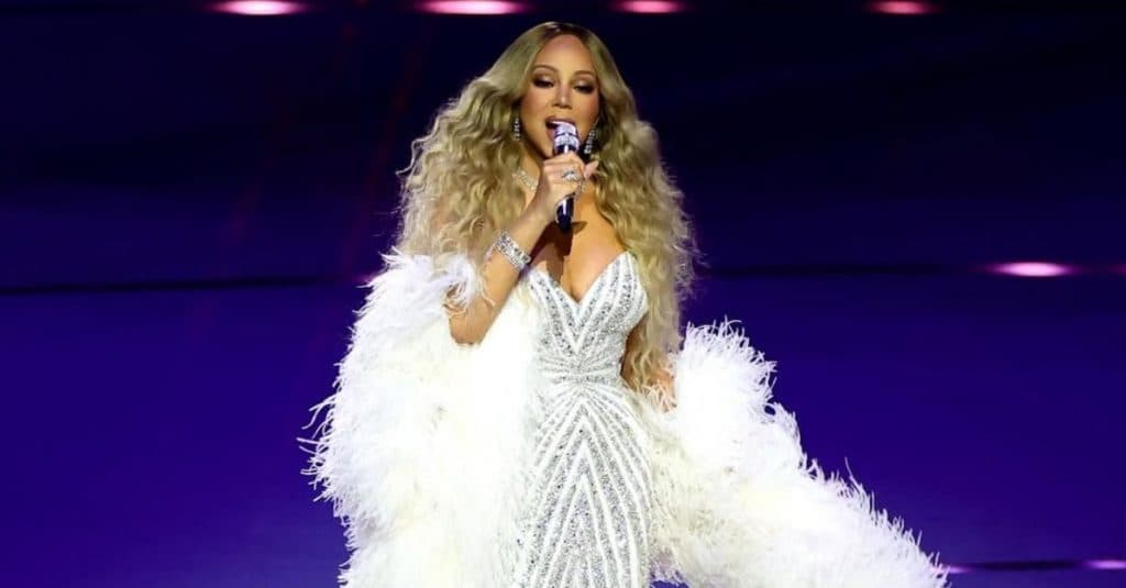 Mariah Carey sub lupa criticilor: Acuzată de playback la ceremonia de deschidere a Jocurilor Olimpice, prestația ei a stârnit controverse