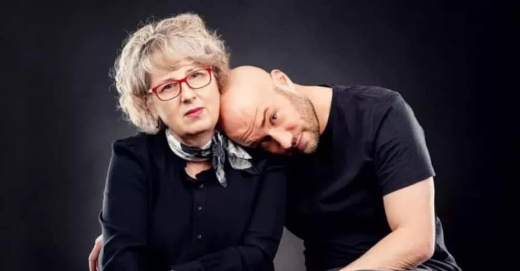 Mihai Bendeac a fost sărbătorit cu dragoste de cei apropiați de ziua lui de naștere. Cadoul inedit oferit de mama sa, Emilia: „Te iubim din suflet!”