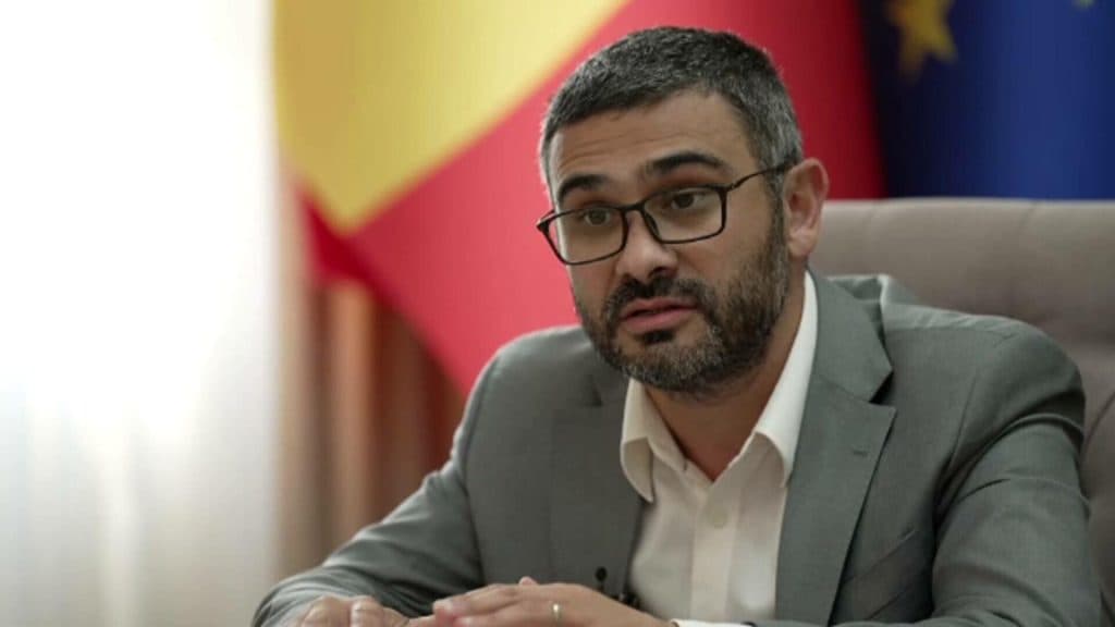 Ministrul Muncii îi reproșează lui Ilie Bolojan: “Își arată lipsa de empatie.”