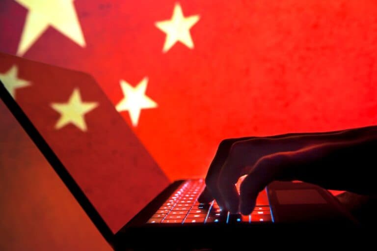 Hackeri chinezi au preluat actualizările software-ului Notepad++ timp de luni întregi
