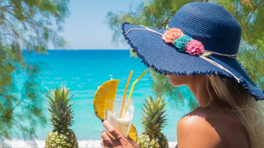 O destinație exotică îndrăgită de români își revizuiește regulile de acces. Turiștii vor avea noi condiții pentru a pătrunde pe insulă