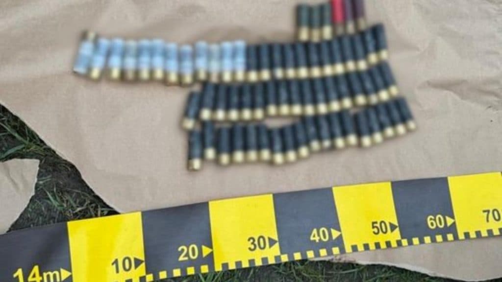 Descinderi în Dâmbovița într-o anchetă privind contrabanda și comercializarea ilegală de arme provenite din Turcia