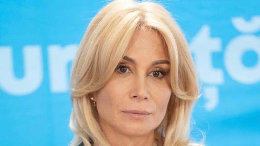 PNL inițiază reforme pentru Legea Curții Constituționale. Raluca Turcan: „Judecătorii rămân complet independenți.”
