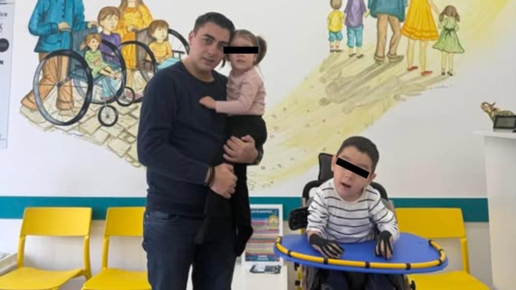 Destinul încercat al celor doi frați cu o boală rară: „Pentru unii, e vorba de câteva momente. Pentru copiii mei, poate fi o oportunitate.”