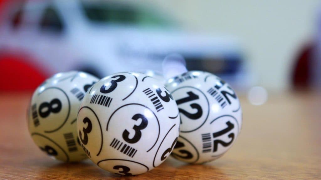 Loteria Română oferă câteva dintre cele mai mari premii: peste 10 milioane de euro la Joker și peste 4 milioane de euro la Loto 6/49