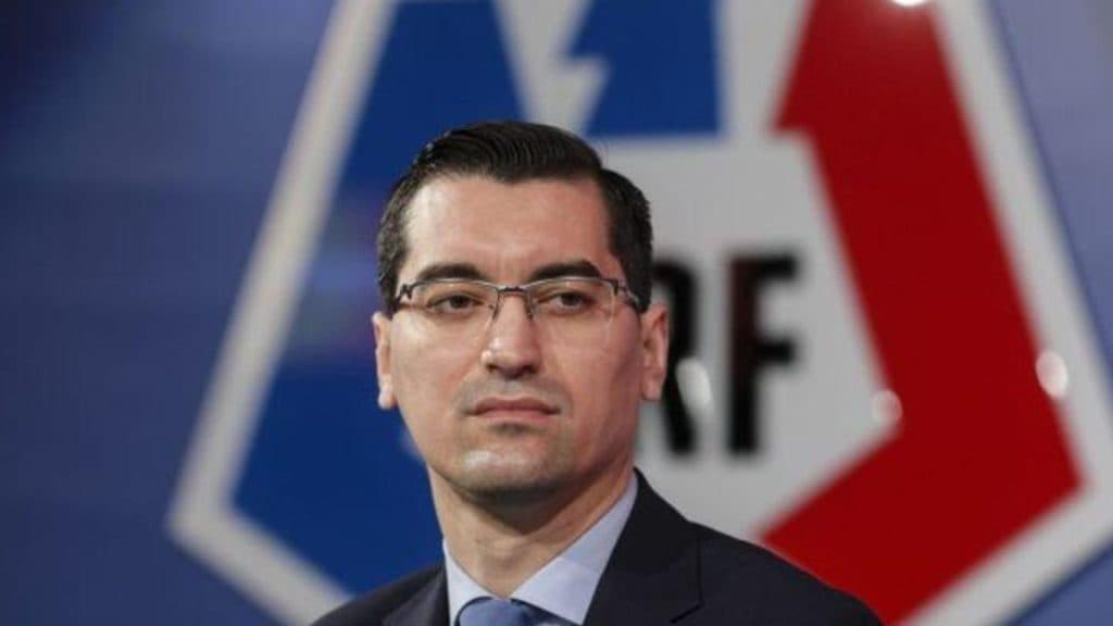 Răzvan Burleanu admite prezența „mafiei pariurilor” în fotbalul românesc: „Jucători, antrenori și arbitri sunt sub investigație.”