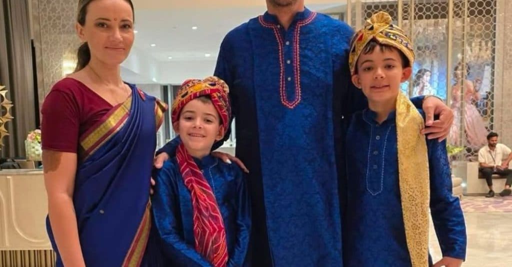 Răzvan Pascu își celebrează aniversarea regală în Jaipur: 41 de ani de bucurie alături de cei dragi la palatul regal