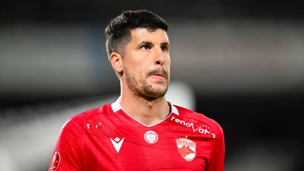 “Surpriza revenirii: Destinația neașteptată a lui Stipe Perica după despărțirea de la Dinamo”