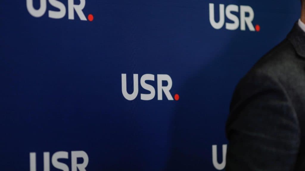 Reziștii își lărgesc cercul de susținători. Spectacol de umor la adresa campionilor gafelor. Mesajele românilor pentru cei de la USR