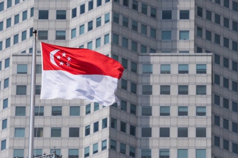 Singapore acuză hackerii susținuți de China că au atacat cele mai mari patru companii de telefonie mobilă