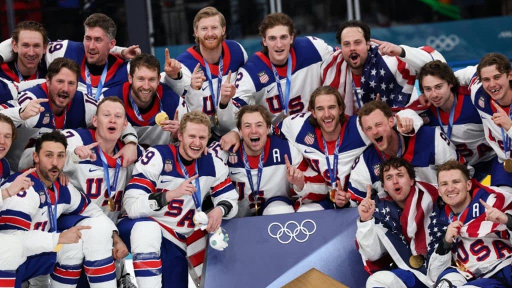 SUA cucerește aurul olimpic la hochei pe gheață după o așteptare de 46 de ani, iar Donald Trump exclamă: „Wow! Ce meci!”