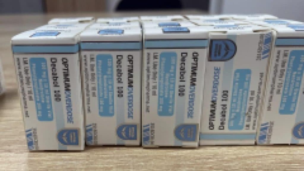 Capturarea substanțelor interzise la graniță. Descoperirea surprinzătoare a polițiștilor în urma percheziției unui microbuz