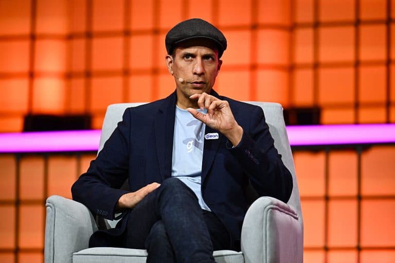Războiul tehnologic pentru inteligența artificială a început. Glean dezvoltă fundația care susține interfața