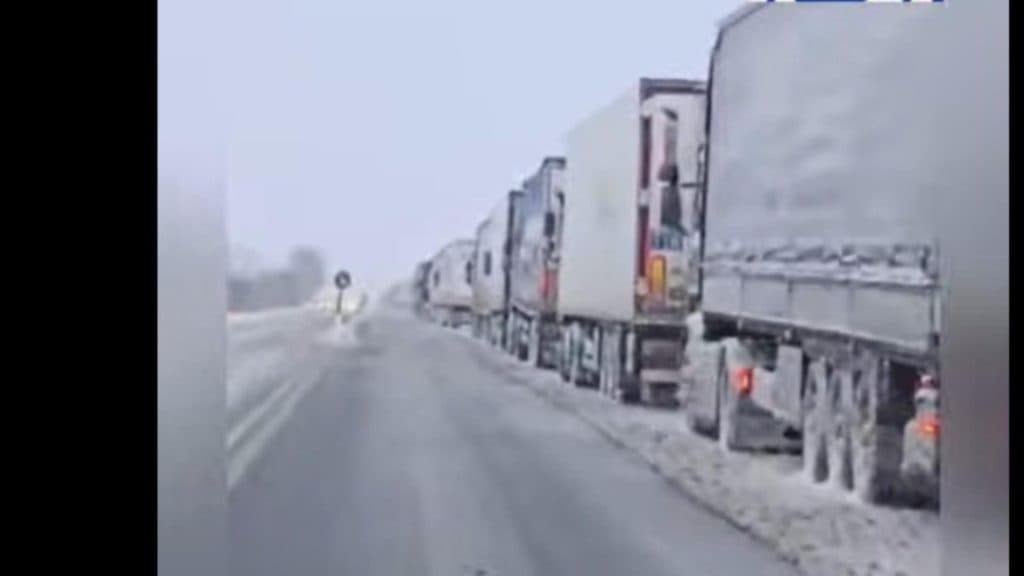 Coșmarul rutier spre Giurgiu: Coloana de mașini de pe DN5 ajunge la 14 kilometri