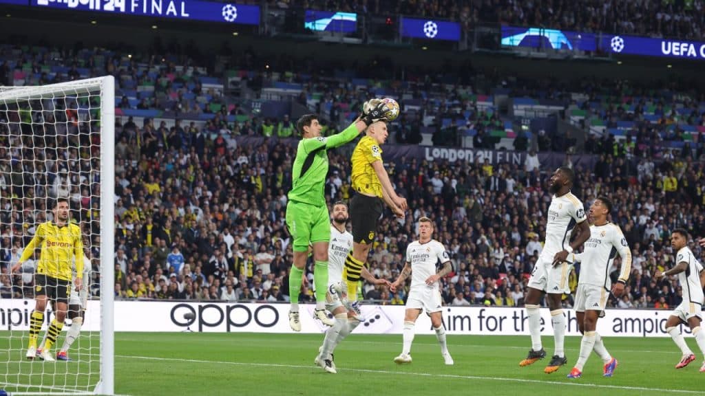 Transfer spectaculos pentru Real Madrid! Un apărător de 55 de milioane de euro se alătură echipei de pe „Bernabeu”