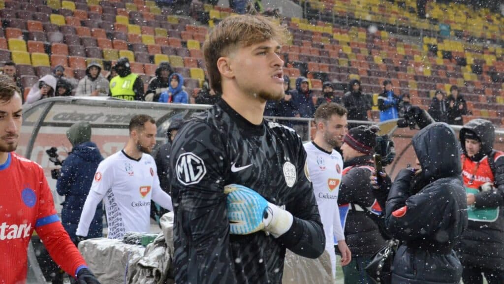 Matei Popa, surprins în momentul în care Gigi Becali a dezvăluit că va fi titular în campionat: „Se ascunsese cu privirea în pământ.”