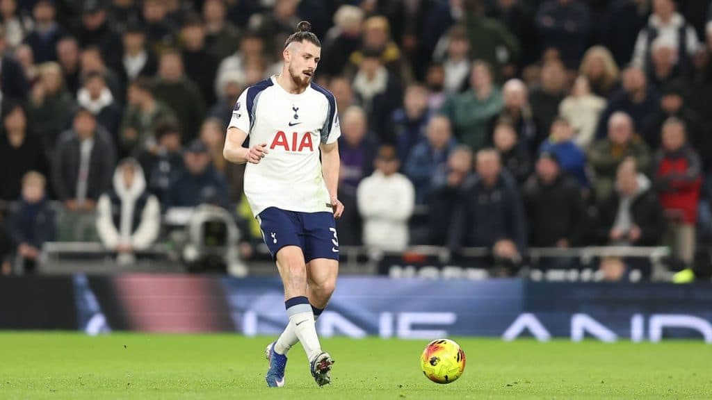 Impresiile despre Drăgușin după confruntarea Manchester United – Tottenham
