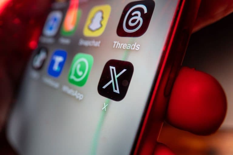 X își intensifică miza pe formatul video vertical prin cea mai recentă actualizare