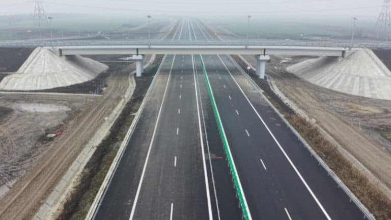 250 de kilometri de autostradă, conectați la trafic în acest an. Scrioșteanu: „Așteptăm sugestii pentru noi zone economice de interconectat.”
