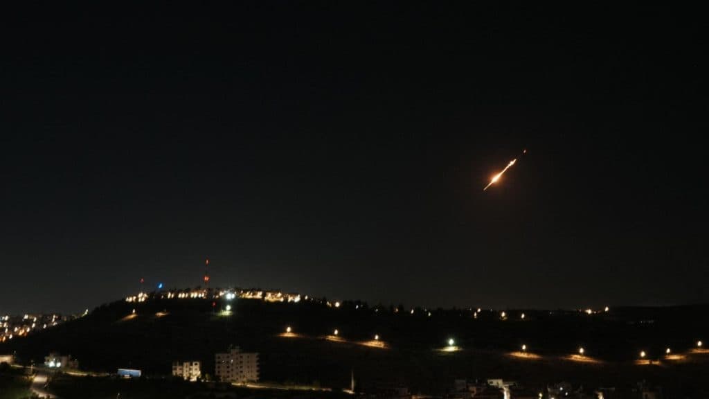 Cipru în stare de alertă: Evacuări masive și tensiuni în Orientul Mijlociu în a cincea zi de conflict