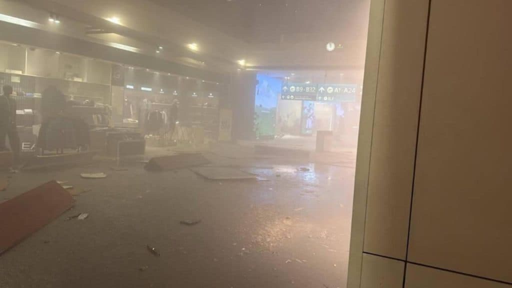 Dronele iraniene atacă aeroportul din Dubai: Evacuare de urgență și alertă de securitate în Emiratele Arabe Unite