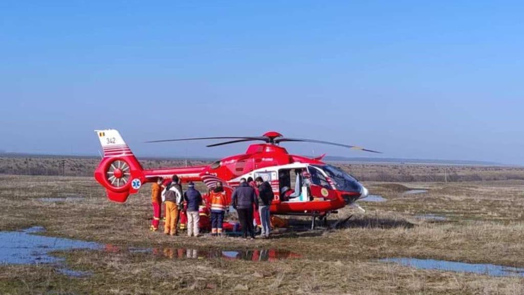 Bărbat grav rănit într-un accident de ATV în Olt, intervenție de urgență cu elicopterul SMURD