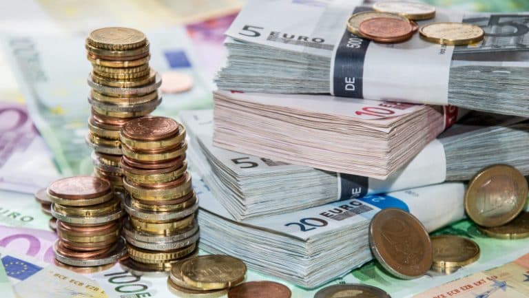 BNR: Datoria externă a României a ajuns la 229 de miliarde de euro în ianuarie. Ce indicii ne oferă despre puterea de plată a țării?