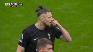 Tottenham în criză! Drăgușin suferă o nouă înfrângere, iar situația devine tot mai serioasă