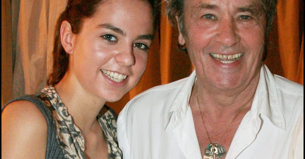 Conflict între copiii lui Alain Delon: scandalul a izbucnit dintr-o înregistrare secretă