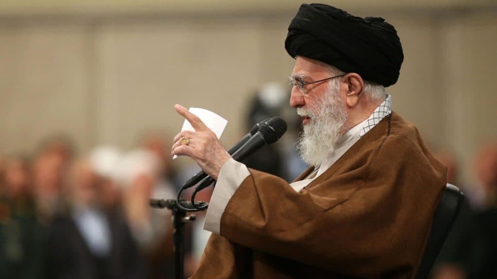 Cine va prelua frâiele puterii în Iran după dispariția lui Khamenei și care sunt candidații cu cele mai mari șanse?
