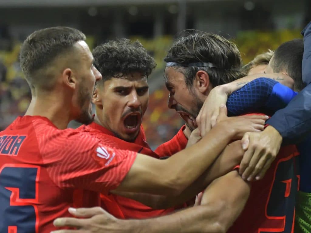 Fostul star de la FCSB, constrâns de U Cluj, dar surprins la Arad: ce transfer se conturează