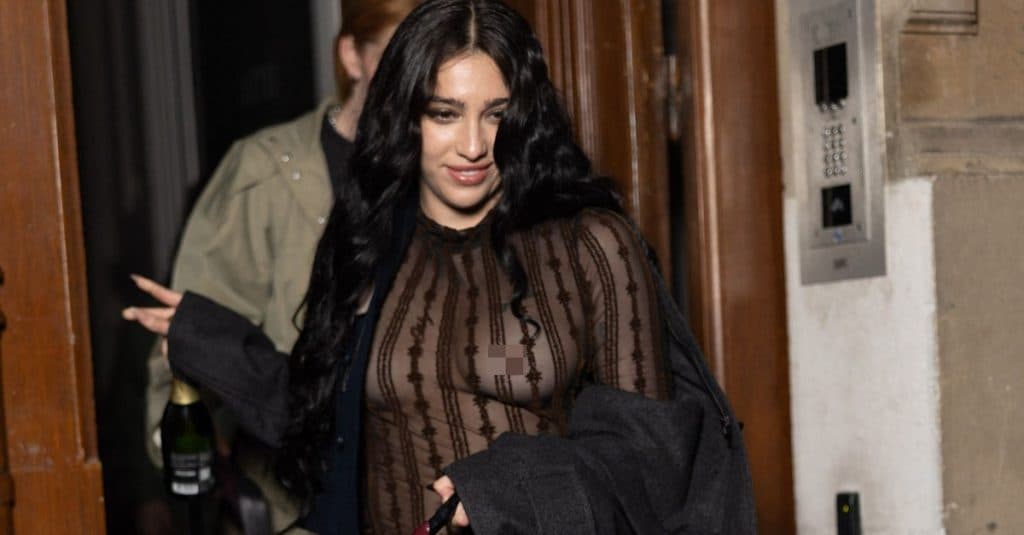 Lourdes Leon a atras toate privirile la Săptămâna Modei de la Paris, îmbrăcată provocator! Fiica Madonnei a strălucit pe catwalk
