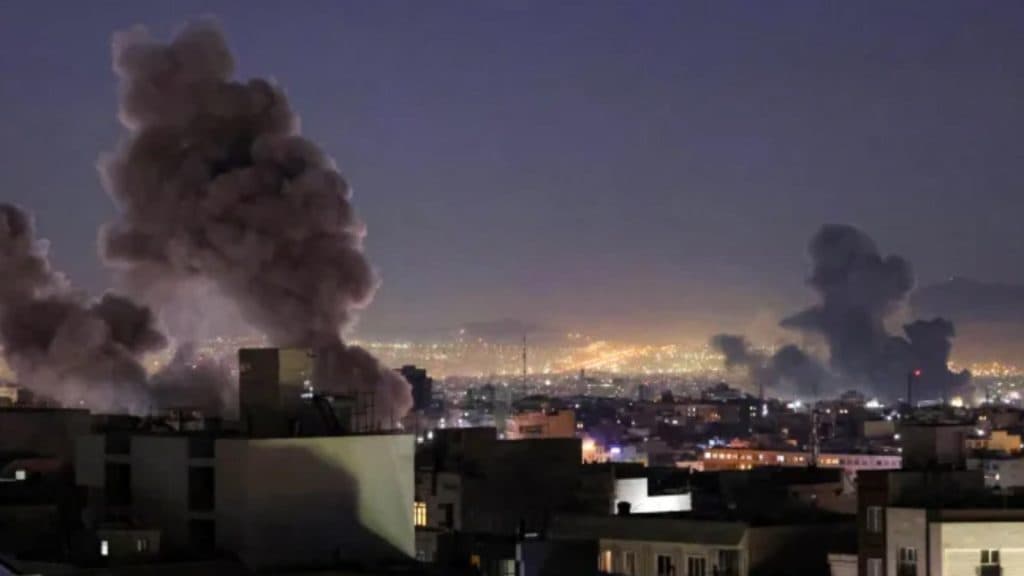 MAE: Evacuarea cetățenilor români din Orientul Mijlociu, o misiune de maximă urgență – 2.500 de cereri de ajutor în lucru