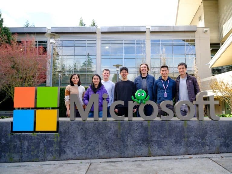 Microsoft își întărește echipa cu specialiști de la platforma de colaborare AI, Cove, susținută de Sequoia