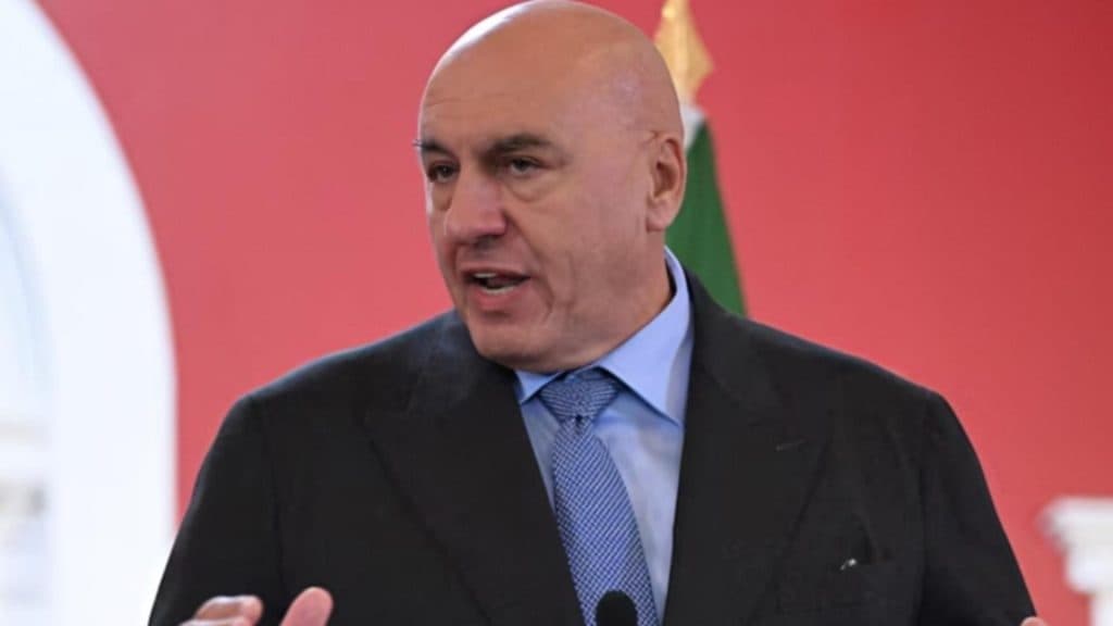 Ministrul italian al Apărării, prins în Dubai din cauza suspendării zborurilor provocate de criza din Orientul Mijlociu