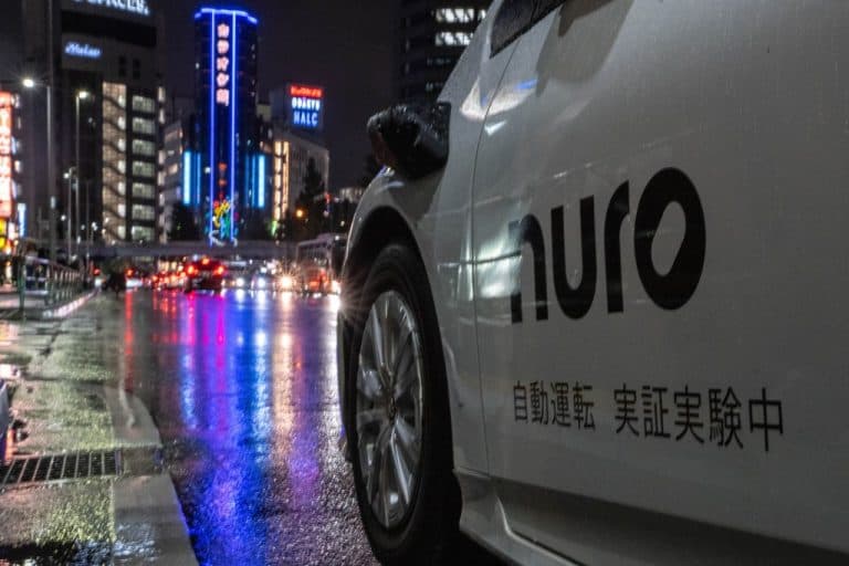 Nuro își testează tehnologia vehiculelor autonome pe străzile din Tokyo