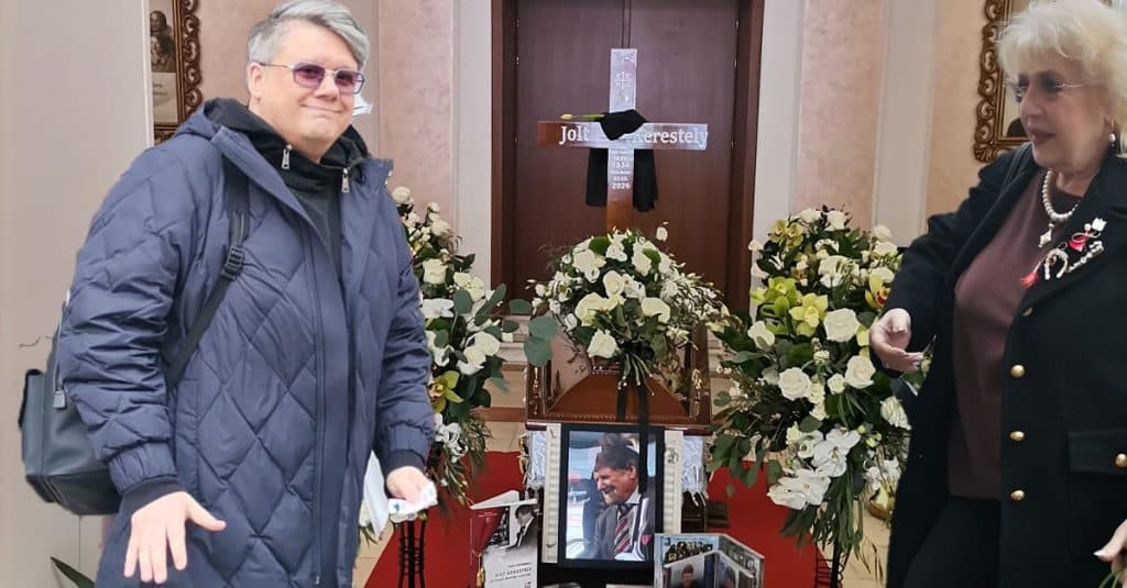Emoții copleșitoare la priveghiul lui Jolt Kerestely: Fuego, cu ochii în lacrimi, mărturisește: „I-am fost ca un fiu!” Mesaje de condoleanțe de la Eva Kiss și Mirabela Dauer