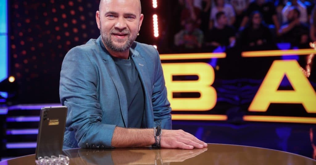 Cosmin Seleși, surprins în spital: „Monitorizăm evoluția stării sale.”