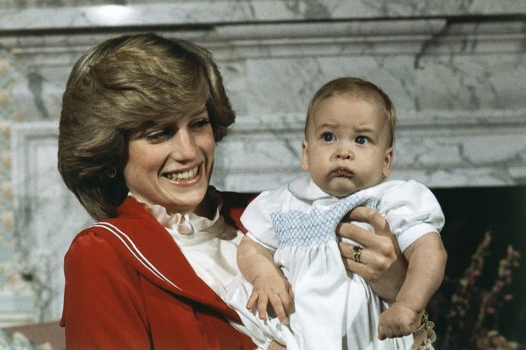 Prințul William aduce un omagiu plin de emoție pentru Prințesa Diana cu ocazia Zilei Mamei. O fotografie rară, nepublicată până acum