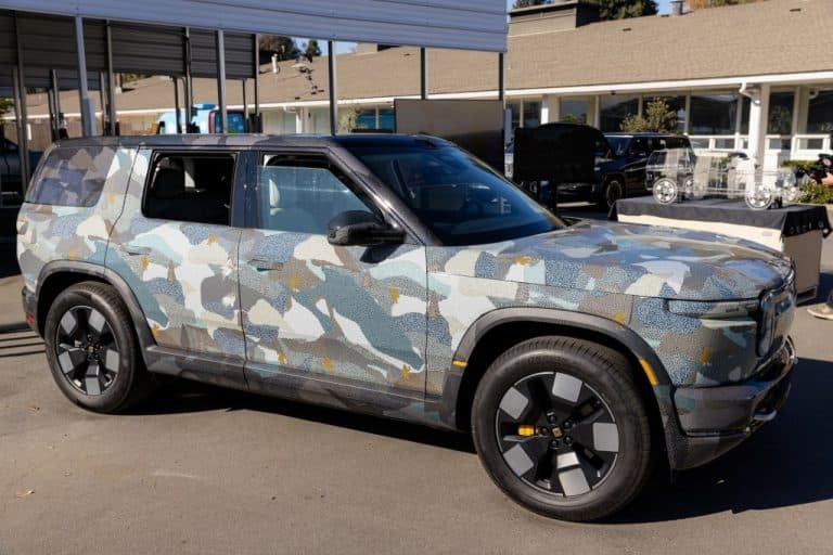 Rivian își asumă riscuri cu noul său model R2