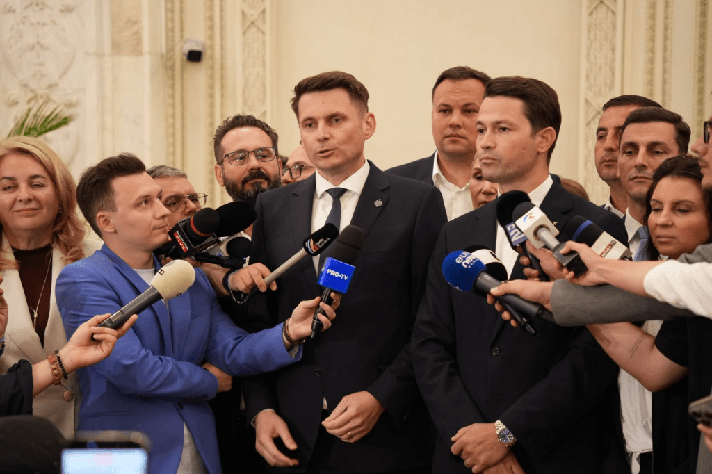 Guvernul propus nu a obţinut votul Parlamentului