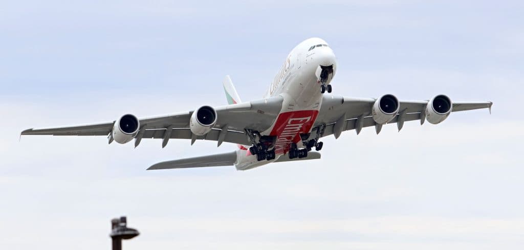 Agenția europeană EASA cere inspectarea a 16 avioane Airbus A380