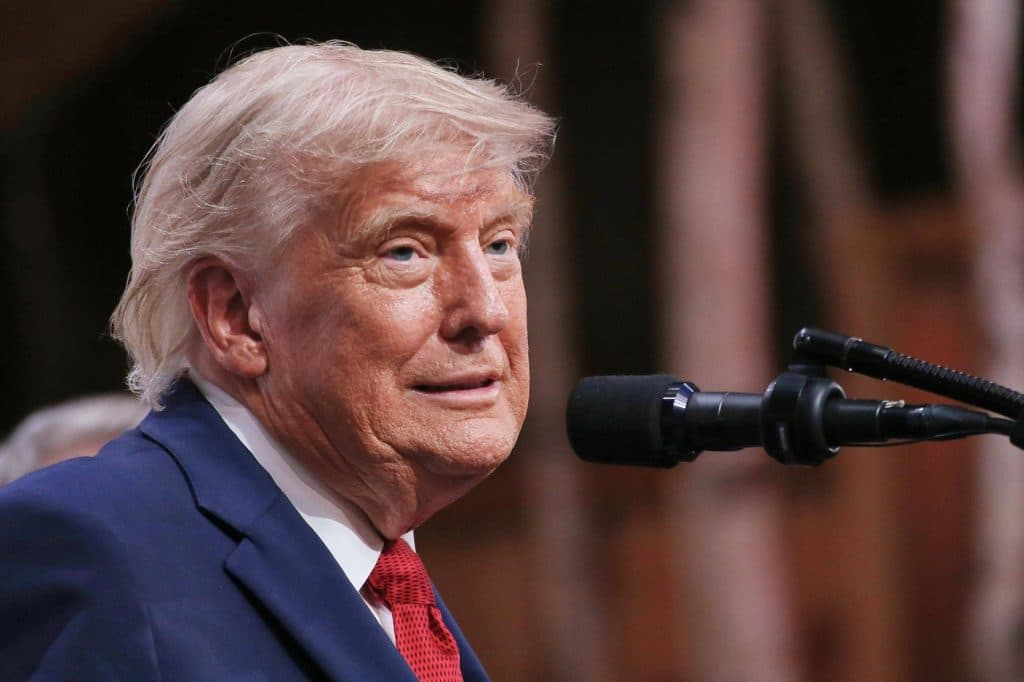 Donald Trump afirmă că Rusia putea încheia războiul rapid